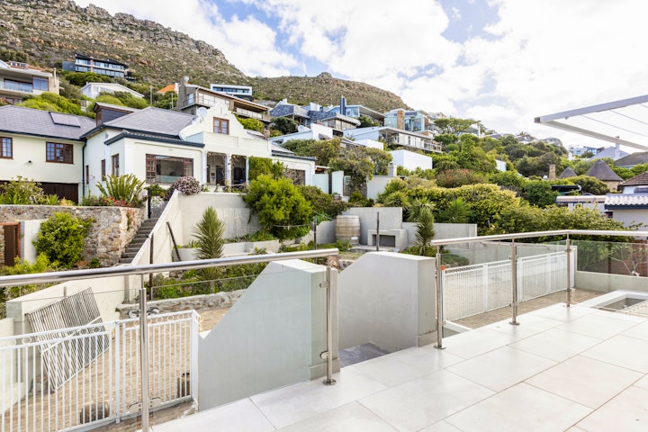 Cape Town Accommodation at 1 Hillside Penthouse | Viya