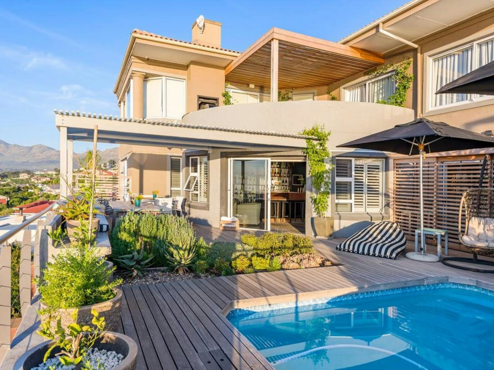 Chocolate Box Guest House LekkeSlaap