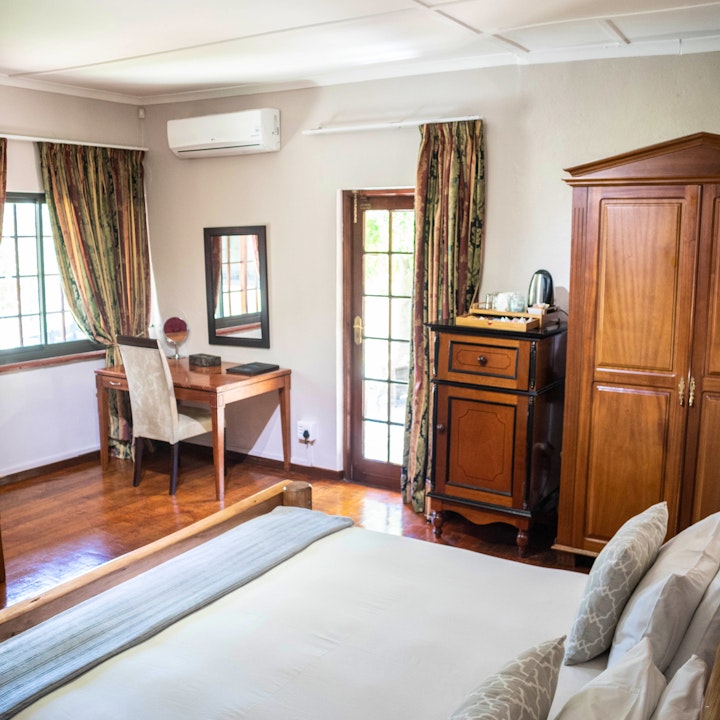 Somerset West Accommodation at Winelands Villa Guesthouse & Cottages | Viya