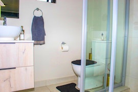 Kyalami Accommodation at Trendy Midrand Hideaway | Viya