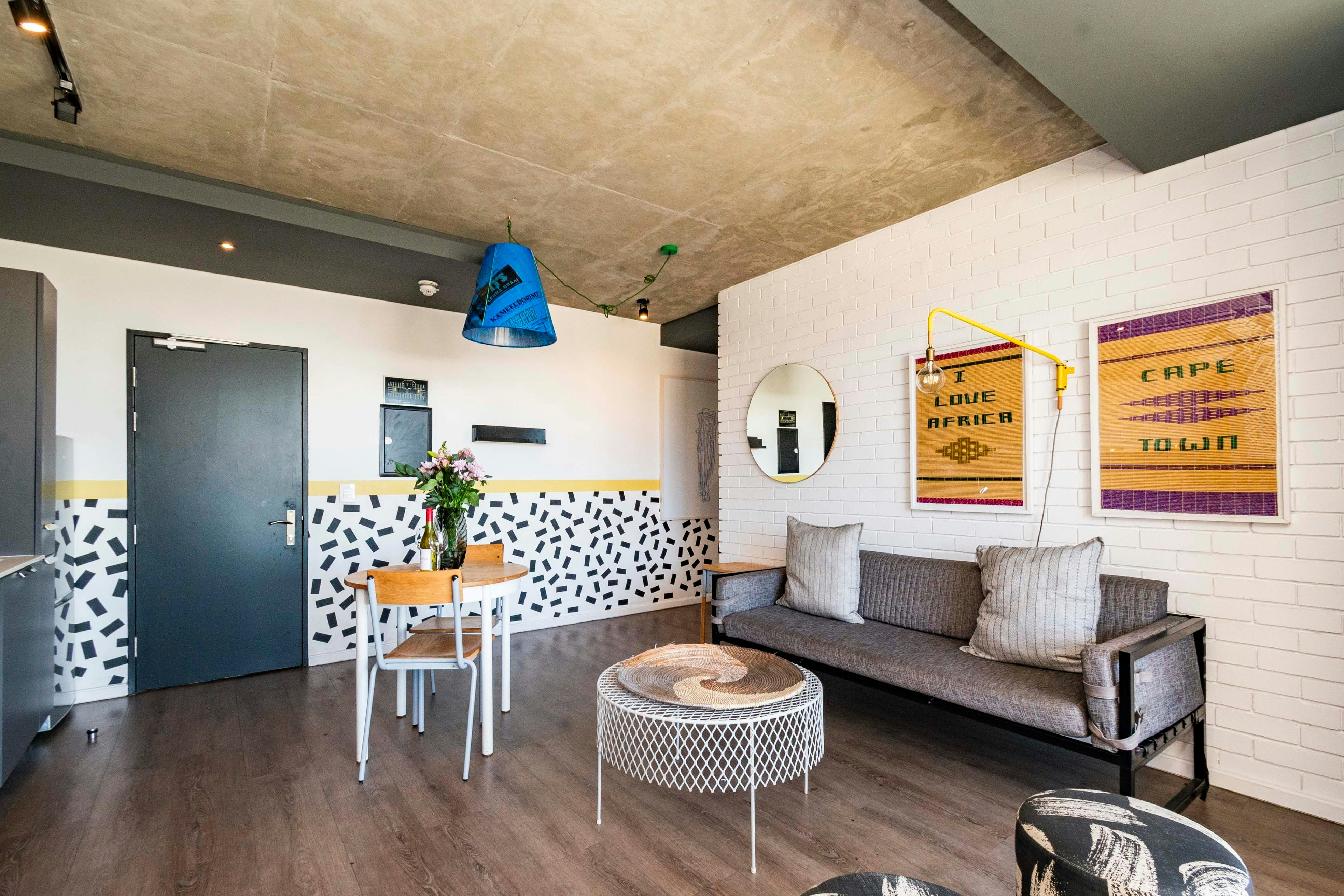 WEX 1 City Living | Modern 2-Bedroom image no 6 of 18