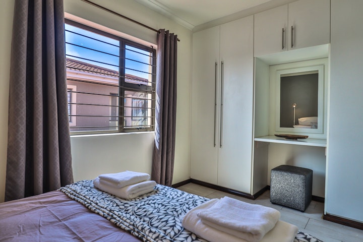 Cape Town Accommodation at Howard Davis 28B | Viya
