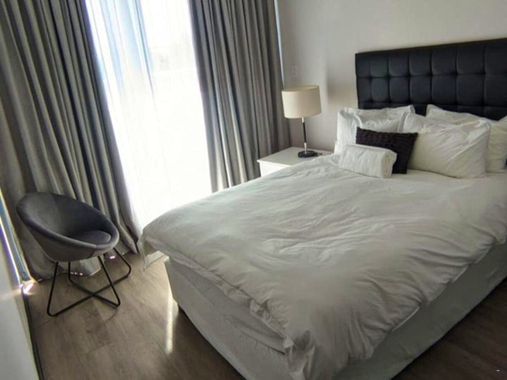 Johannesburg Accommodation at The solo 4-Sleeper Apartment | Viya