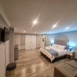 Bloubergstrand Accommodation at  | Viya