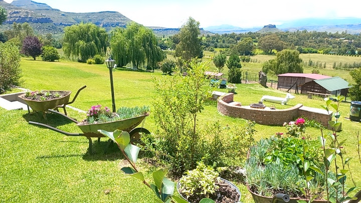 Drakensberg Accommodation at The Fat Mulberry Guest Farm | Viya