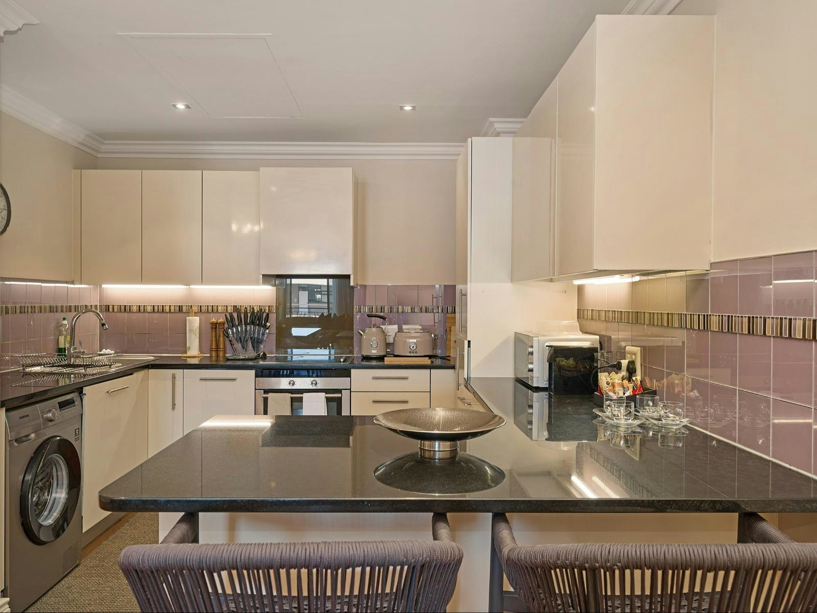 Cape Royale Apartment 802 image no 17 of 21