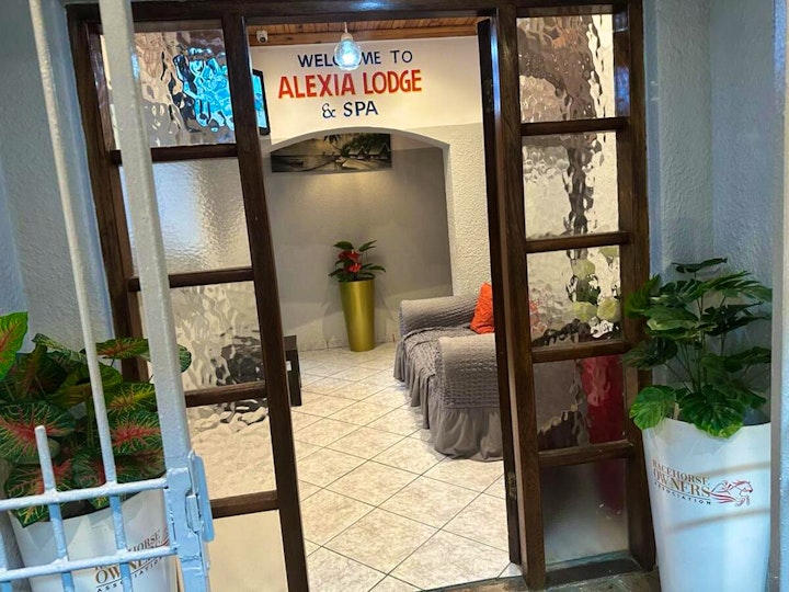 Cape Town Accommodation at Alexia Lodge & Spa | Viya