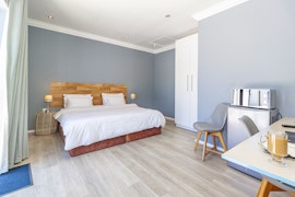 Bloubergstrand Accommodation at  | Viya