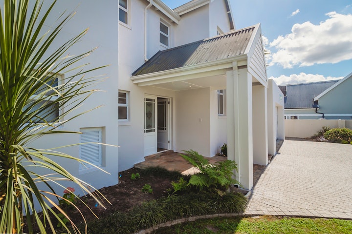 Western Cape Accommodation at 61 Longbridge | Viya