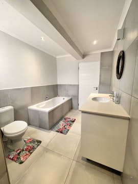 West Coast Accommodation at House Protea | Viya