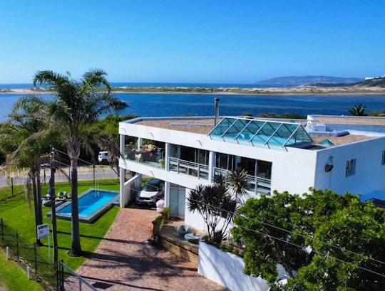 Garden Route Accommodation at  | Viya