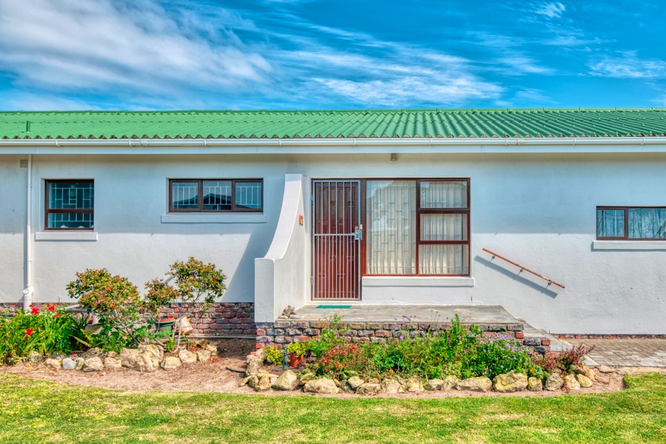 Struisbaai Accommodation at  | Viya