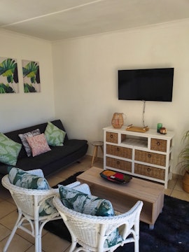 Northern Suburbs Accommodation at Palm Cottage | Viya