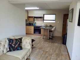 Northern Suburbs Accommodation at Elthea's Cottage | Viya