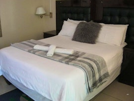 Lowveld Accommodation at  | Viya