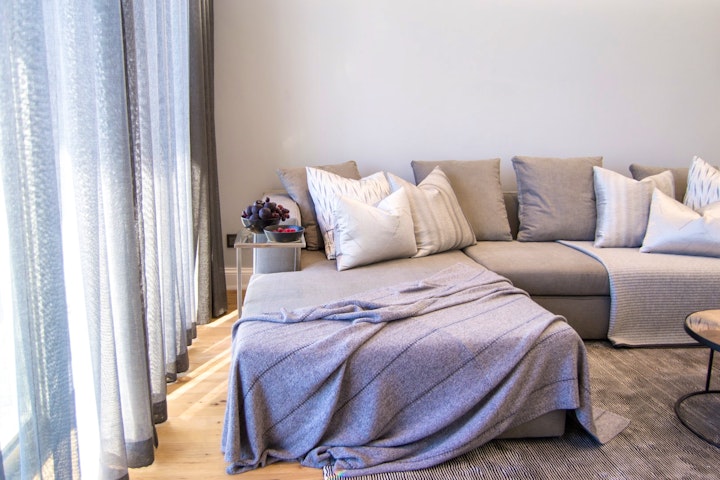 Cape Town Accommodation at Seacliff Apartment 2 | Viya