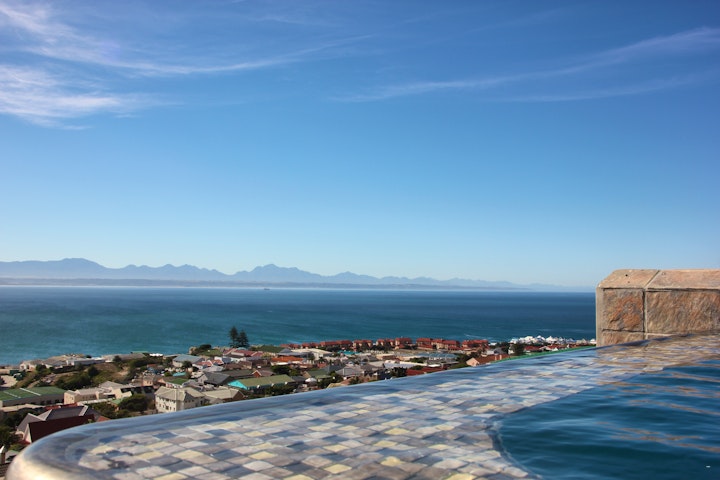 Garden Route Accommodation at 3 Colours Blue | Viya
