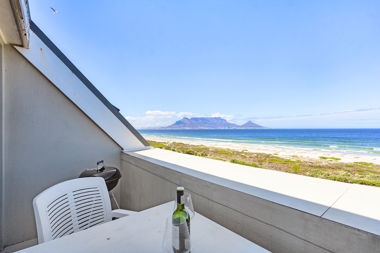 Bloubergstrand Accommodation at  | Viya