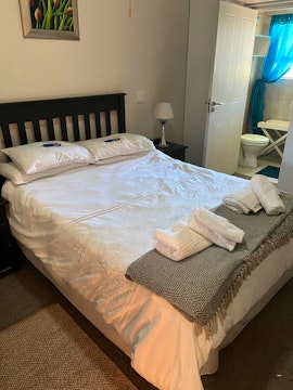 Northern Suburbs Accommodation at Kompass B&B | Viya