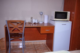 West Rand Accommodation at Summit Guest House | Viya