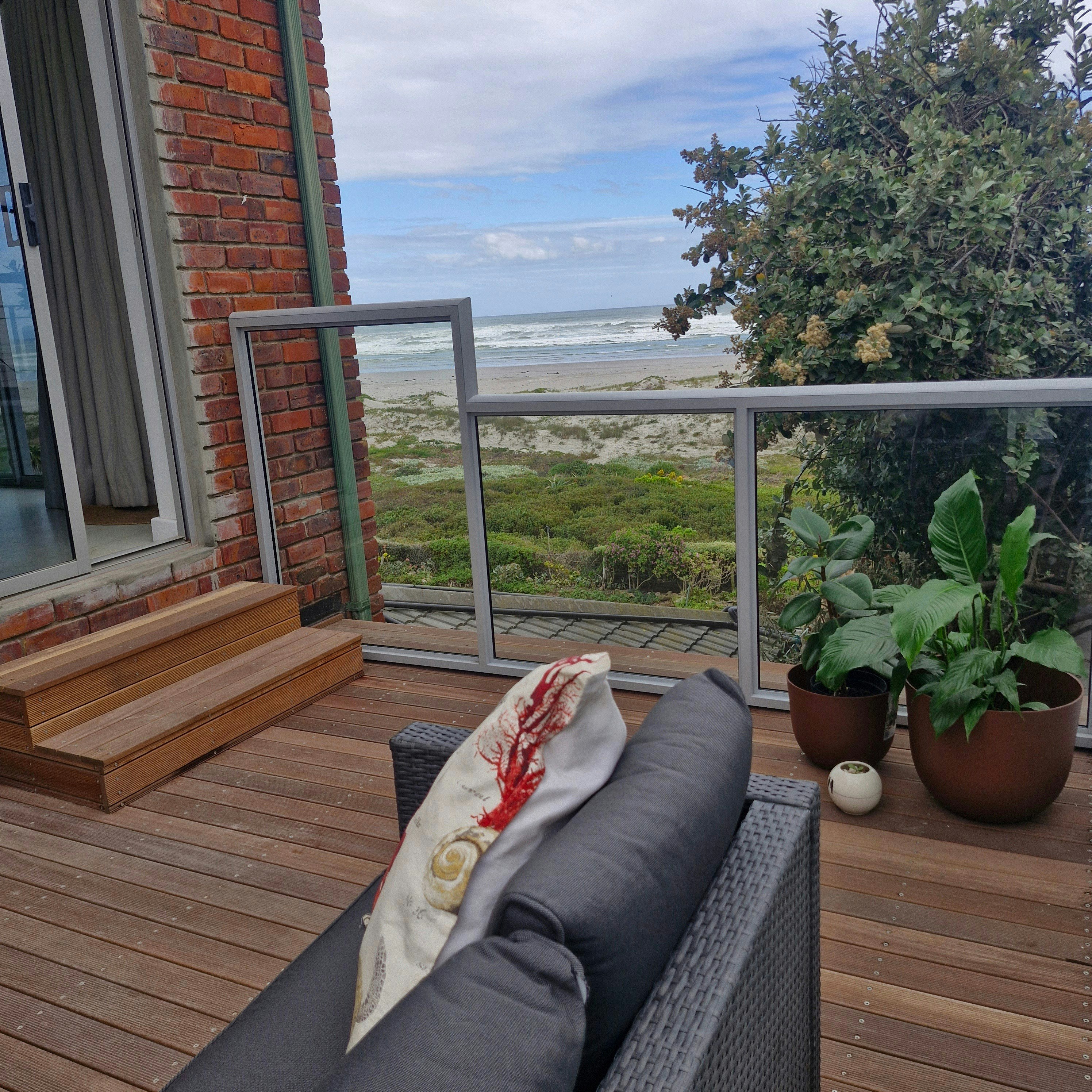 Beachfront Studio image no 39 of 41