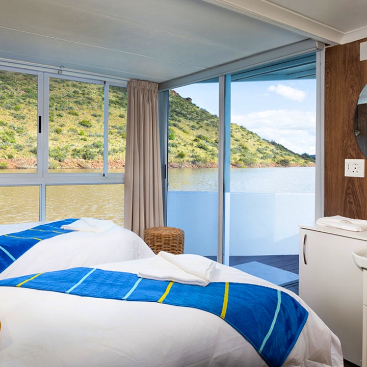 Free State Accommodation at Karoo Queen Houseboat | Viya