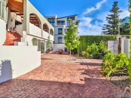 Cape Town Accommodation at African Beach House | Viya