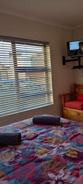 Mossel Bay Accommodation at Sea Breeze Cottage 43 | Viya