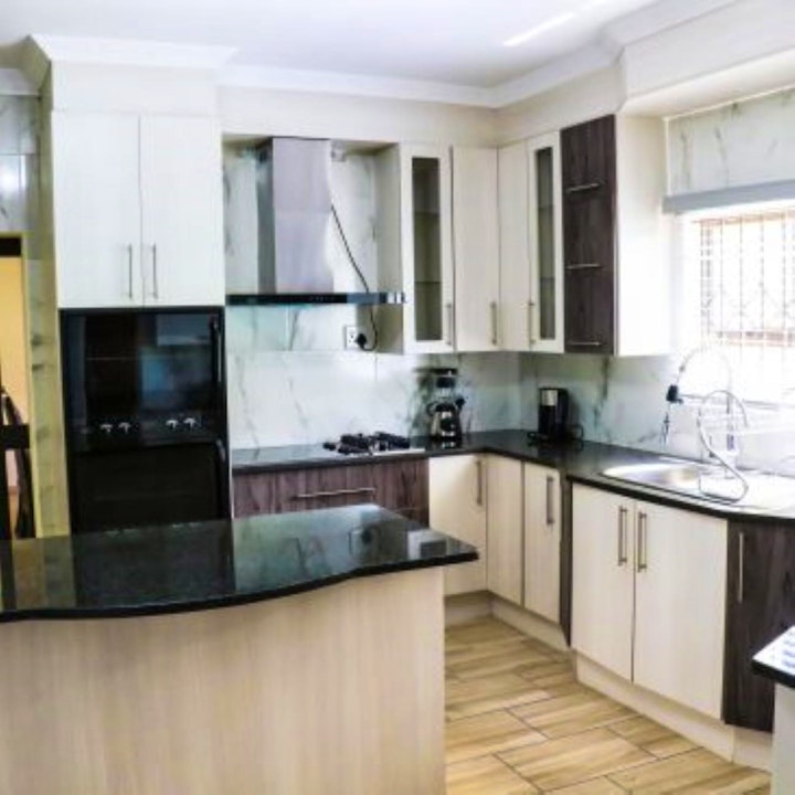 Mpumalanga Accommodation at Estoby Executive Guesthouse | Viya