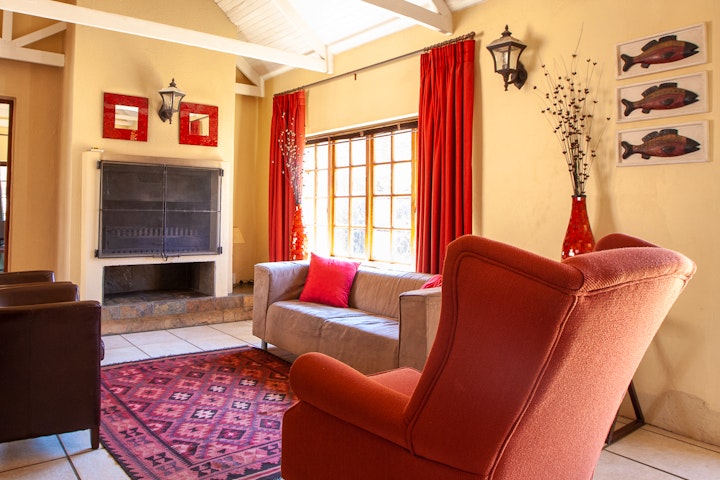 Mpumalanga Accommodation at Crimson Cottage | Viya