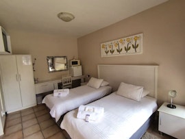 Karoo Accommodation at  | Viya