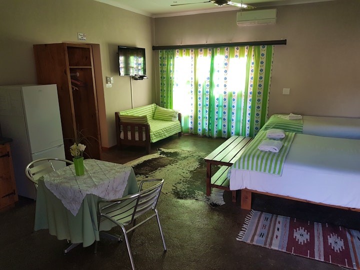 Karoo Accommodation at Crane Cottage | Viya