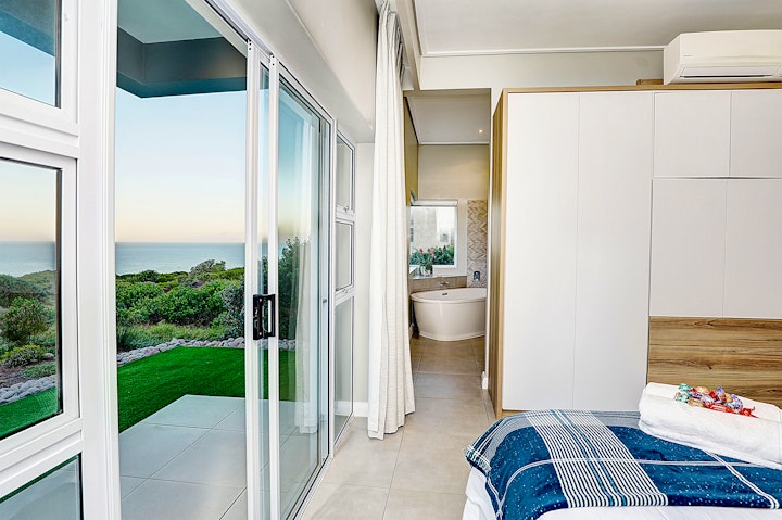 Western Cape Accommodation at 250 @ Pinnacle | Viya