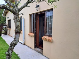 George Accommodation at Cozy @ Big5 | Viya