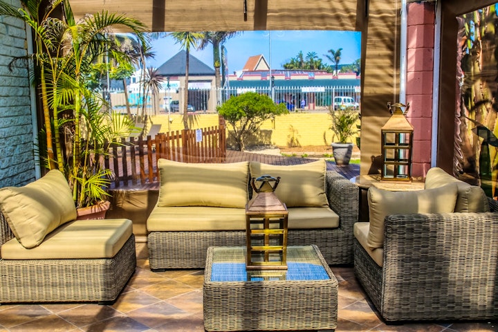 Jeffreys Bay Accommodation at Beach Cabanas | Viya