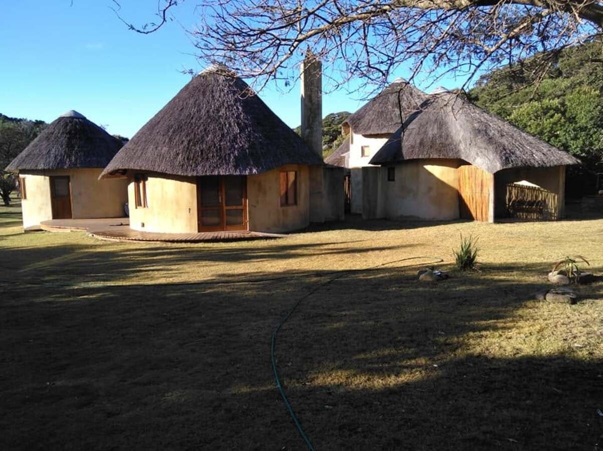 Umtendwe Beach Cottages image no 2 of 16