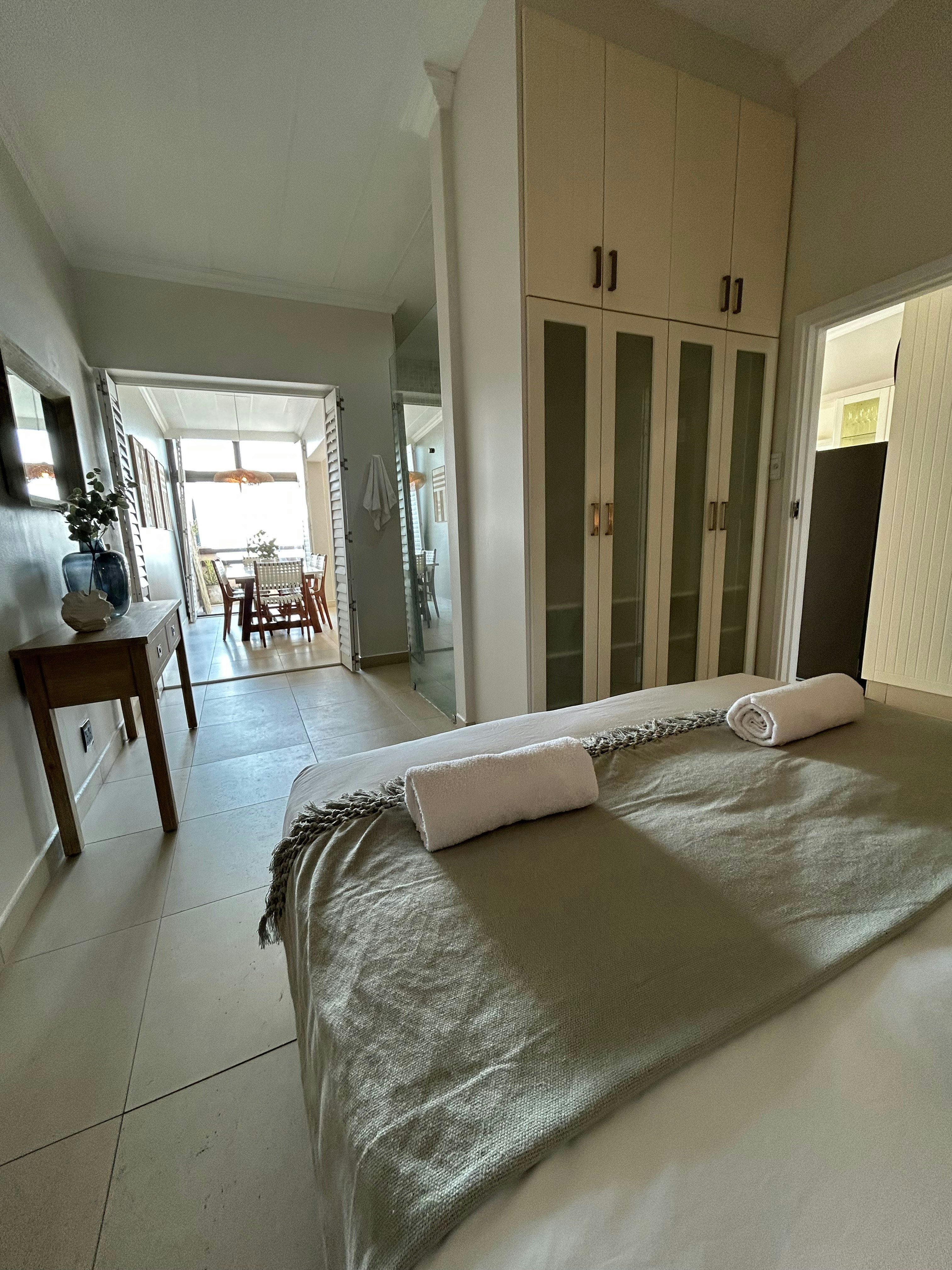Umdloti Ocean Paradise | 2-bedroom with Sea Views image no 13 of 16