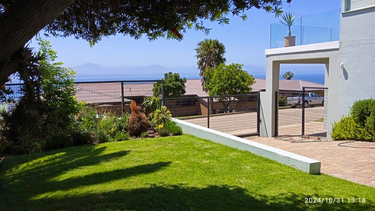 Mossel Bay Accommodation at  | Viya