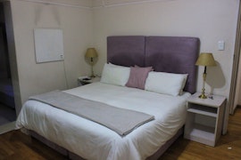 Northern Suburbs Accommodation at Three Arches Guest House | Viya