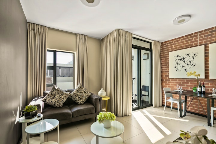 Johannesburg Accommodation at Easy Stay - The Vantage 604 | Viya