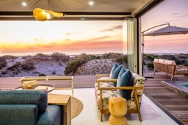 West Coast Accommodation at Thalassophile Beach House | Viya