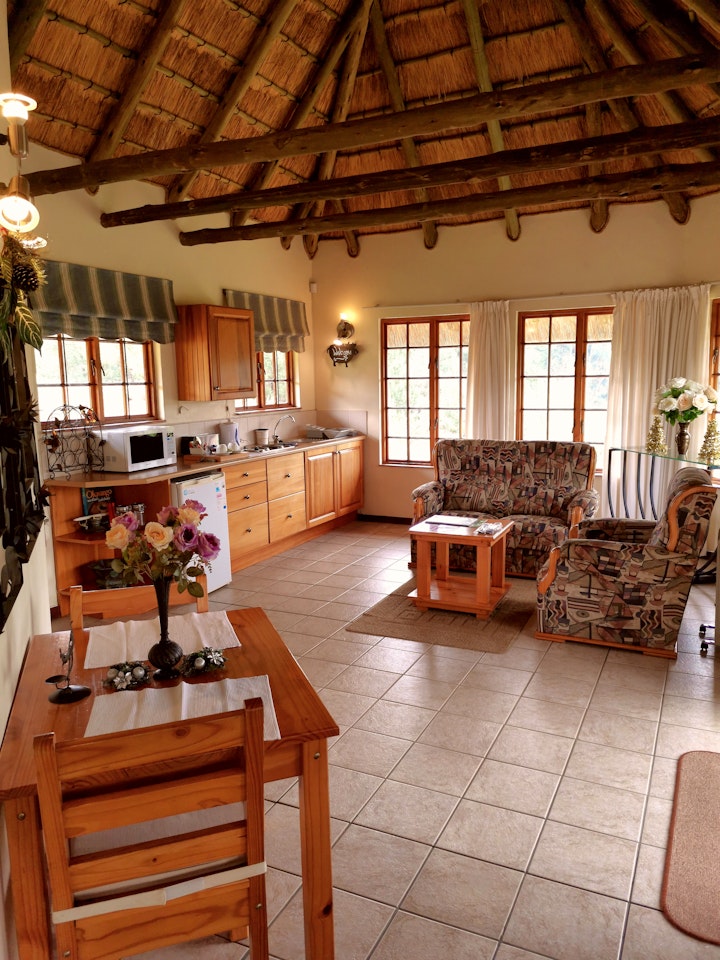 KwaZulu-Natal Accommodation at Otters Den Self-catering Cottages | Viya