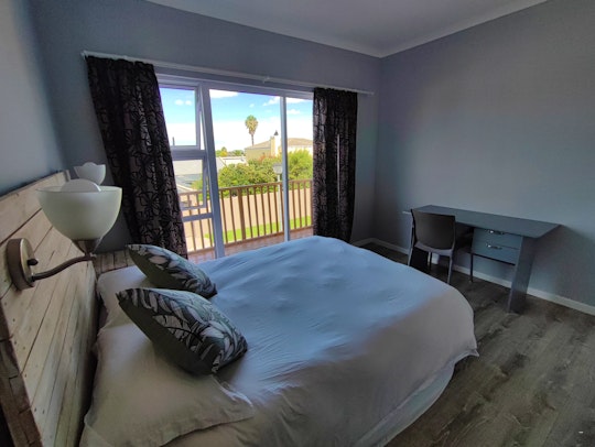 Bloubergstrand Accommodation at  | Viya