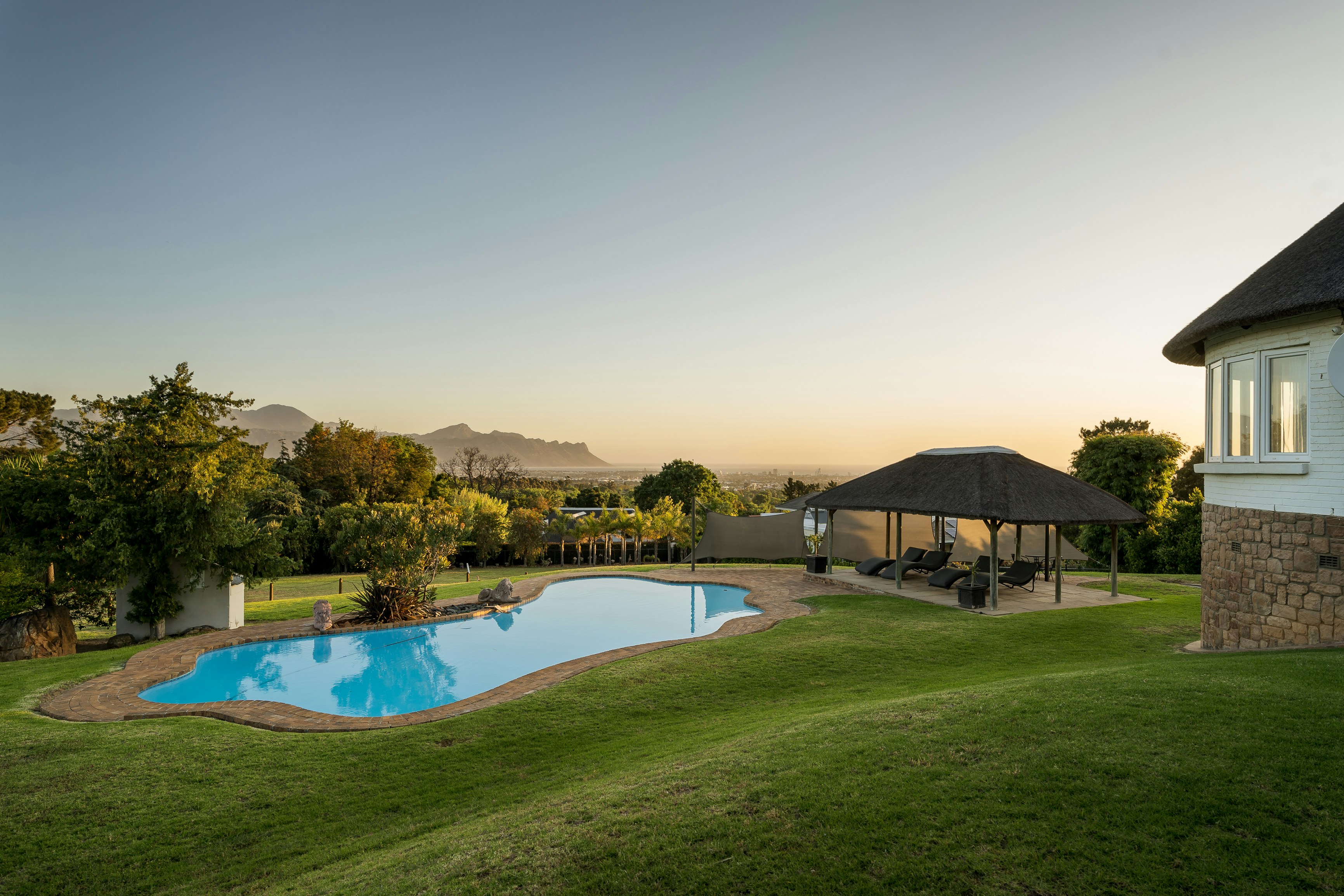 La Felicita Villas Rooms