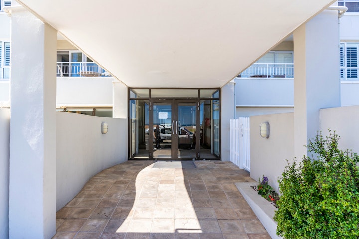 Cape Town Accommodation at Mouille Point Places | Viya