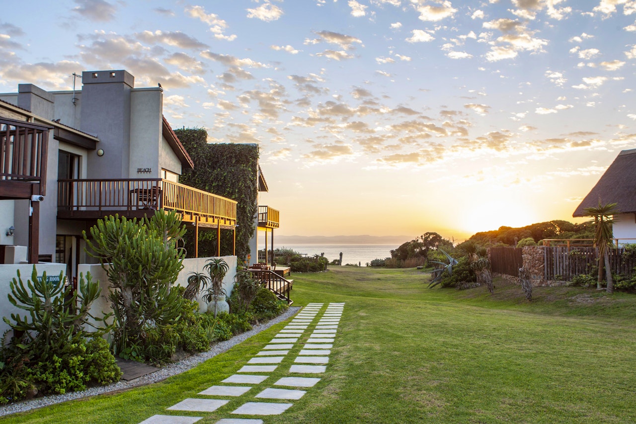 Jeffreys Bay Accommodation at  | Viya