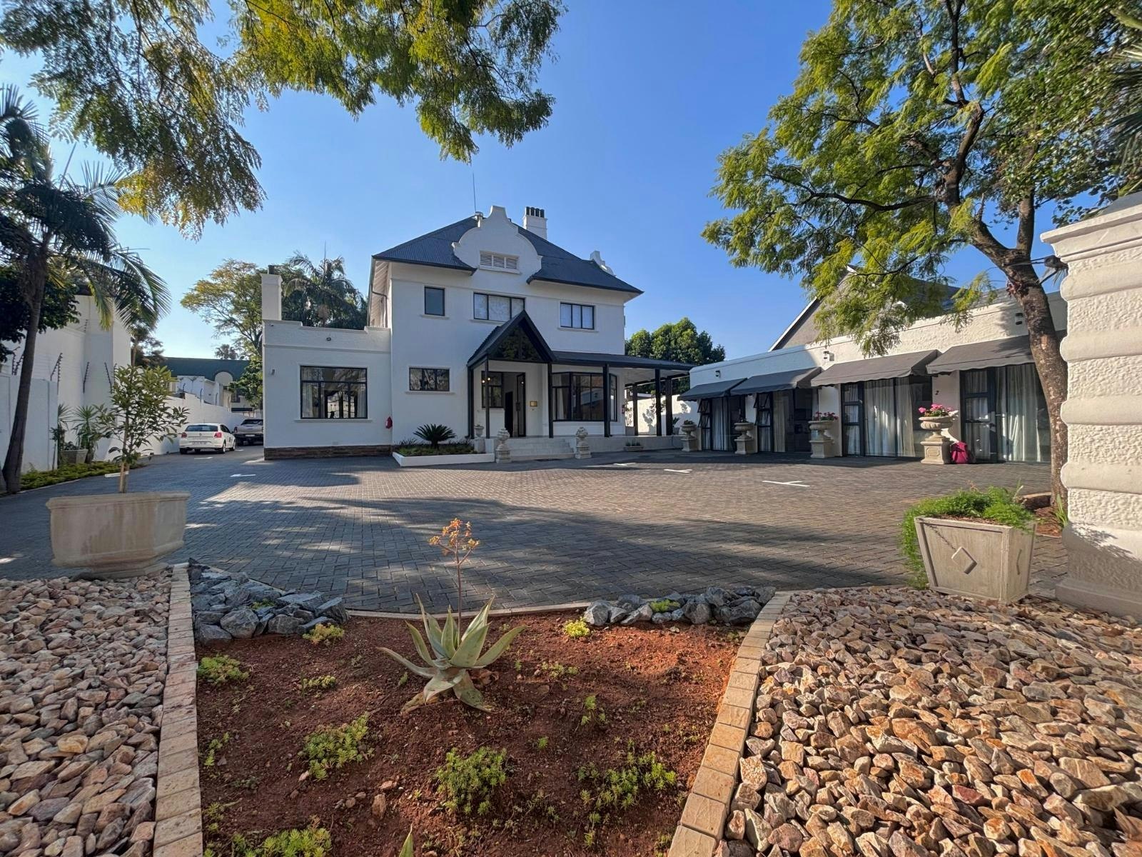 Birdwood Guest House image no 17 of 19
