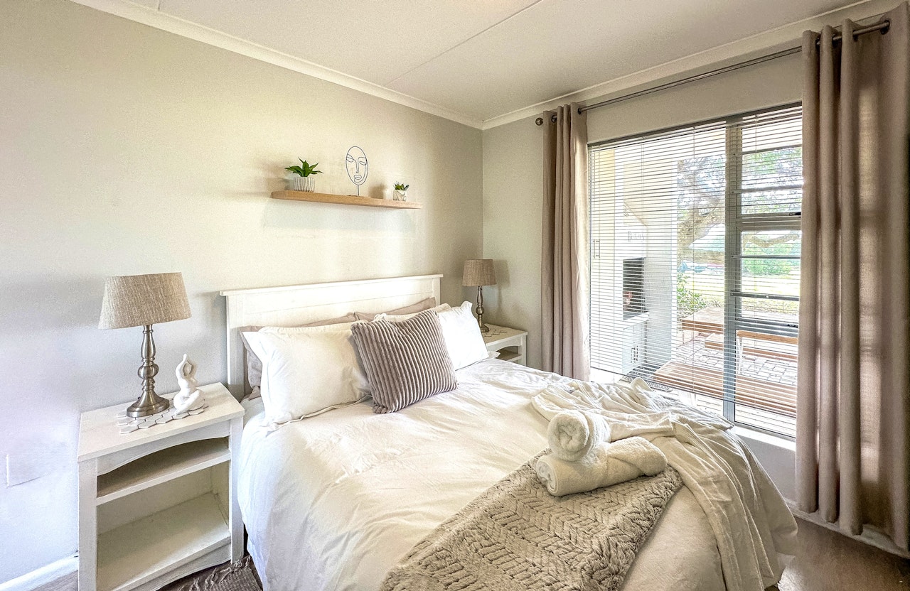 Bloubergstrand Accommodation at  | Viya