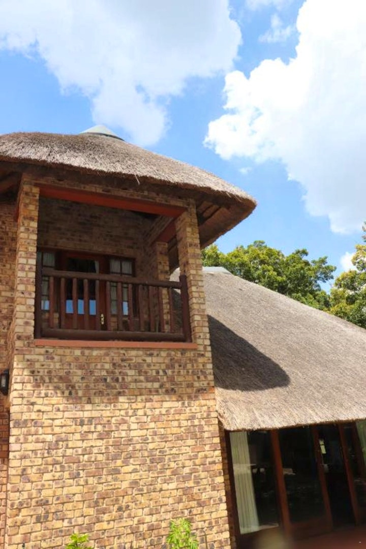 Kyalami Accommodation at Khaya Africa Guest Lodge | Viya