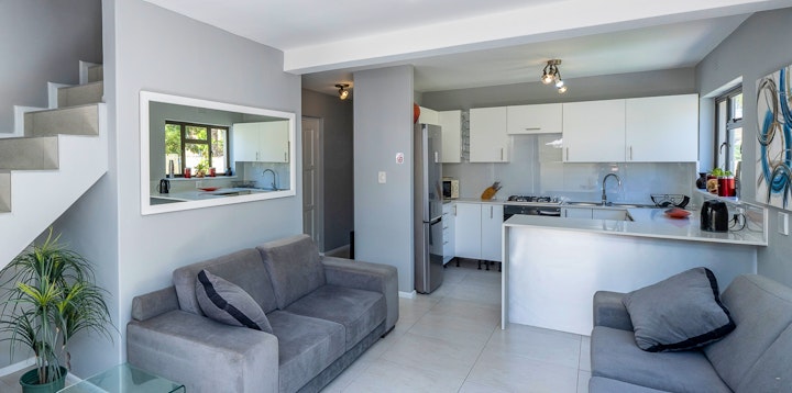 Cape Town Accommodation at See Huisie | Viya